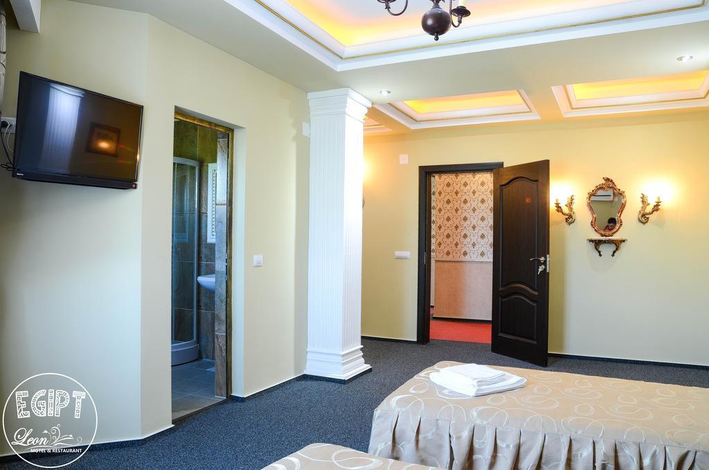 Motel - Restaurant Leon Бакэу Номер фото